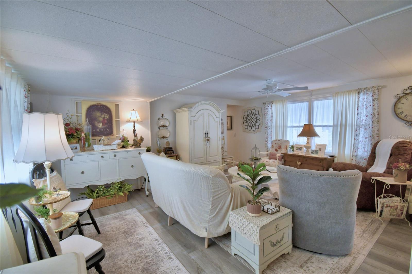 Image 21 of 55 For 141 Paradise Lane