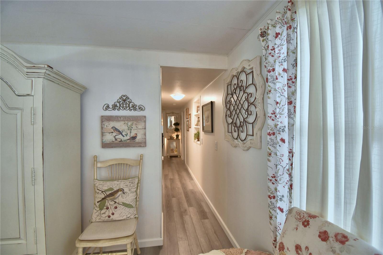 Image 28 of 55 For 141 Paradise Lane