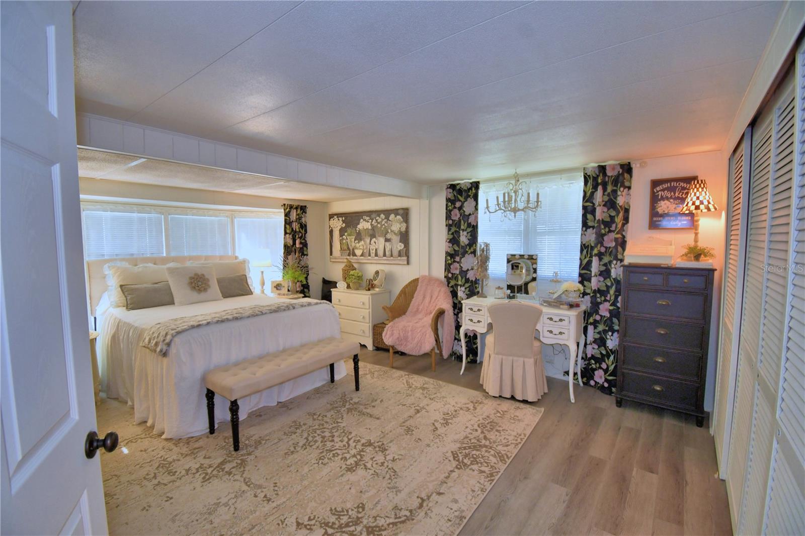 Image 29 of 55 For 141 Paradise Lane