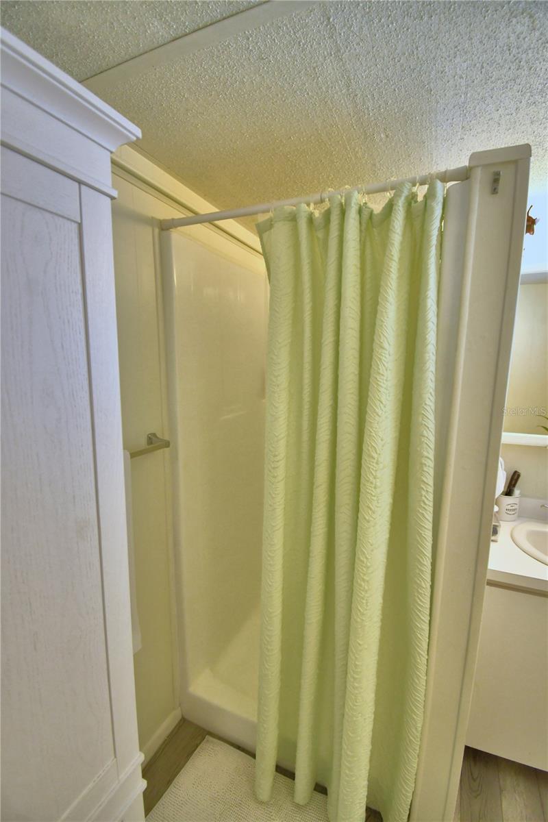 Image 36 of 55 For 141 Paradise Lane