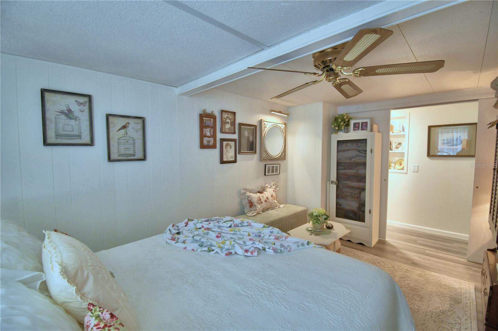 Image 41 of 55 For 141 Paradise Lane