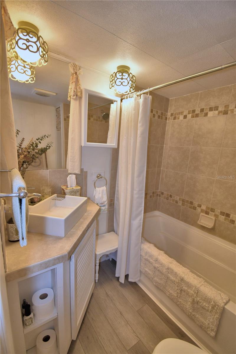 Image 43 of 55 For 141 Paradise Lane