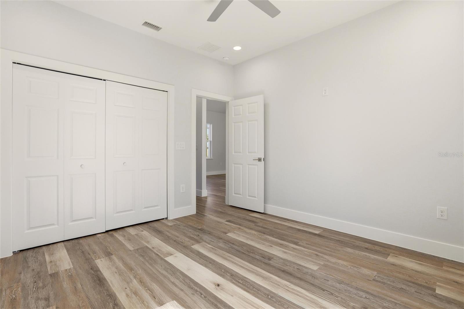 Image 18 of 30 For 3849 Citroen Drive