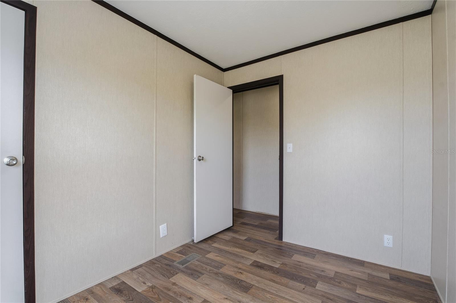 Image 21 of 40 For 126 2nd St  