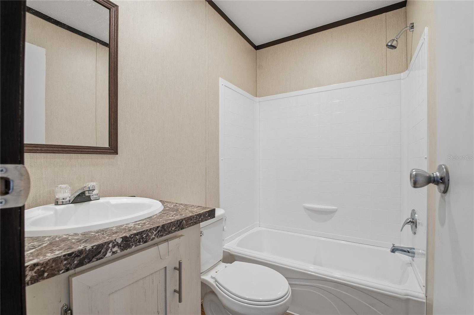 Image 23 of 40 For 126 2nd St  