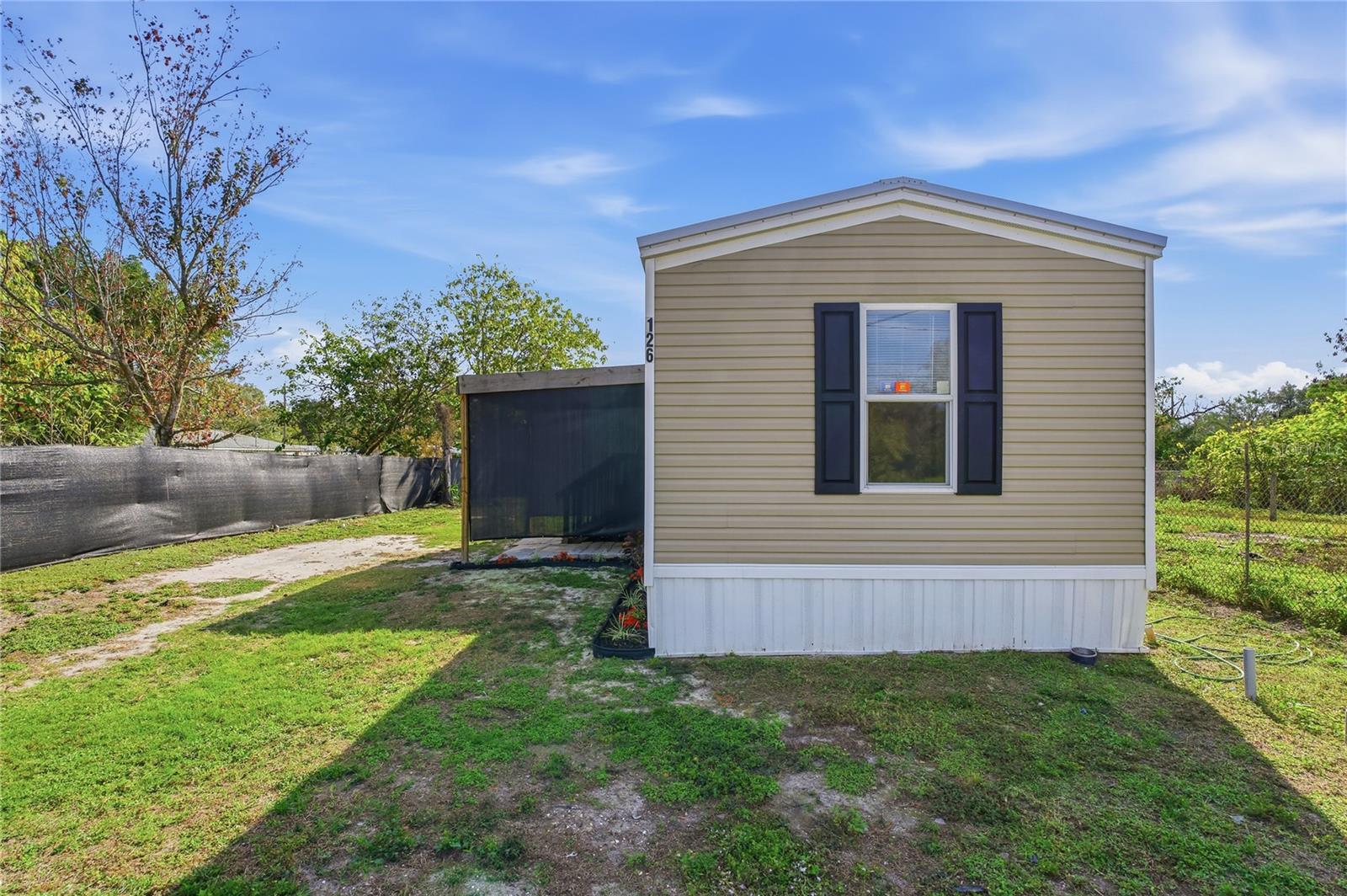 Image 24 of 40 For 126 2nd St  