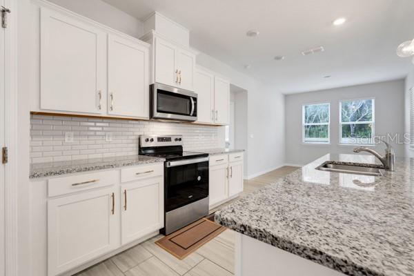 Image 12 of 31 For 2398 Greenwood Oak Drive