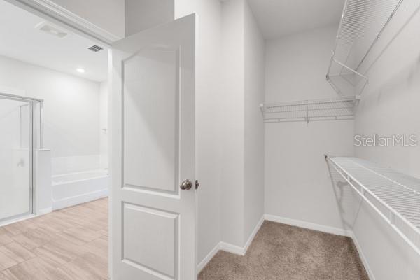 Image 17 of 31 For 2398 Greenwood Oak Drive