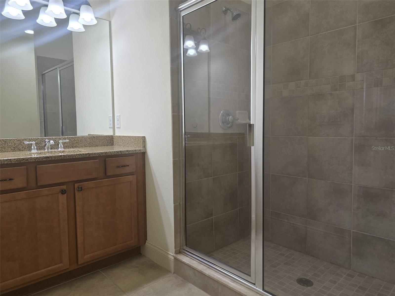 Image 21 of 48 For 2520 Bella Vista Drive