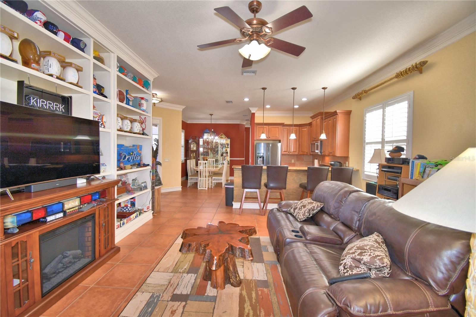 Image 21 of 77 For 2349 Salzburg Loop