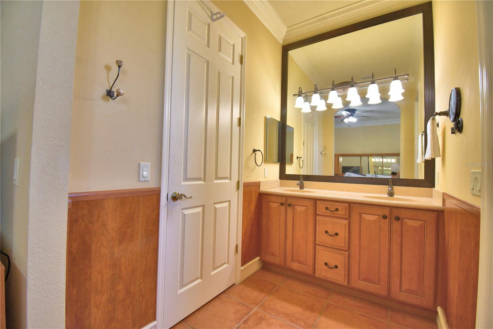 Image 26 of 77 For 2349 Salzburg Loop