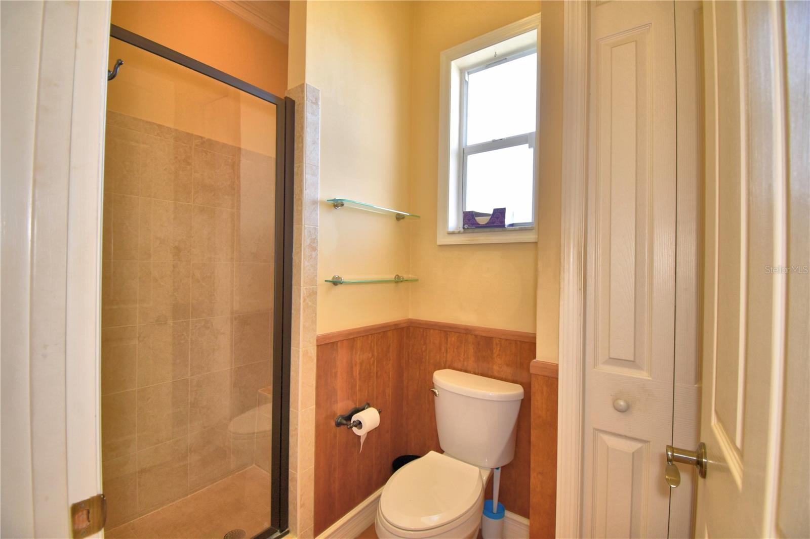 Image 28 of 77 For 2349 Salzburg Loop