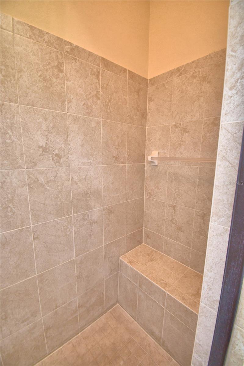 Image 29 of 77 For 2349 Salzburg Loop