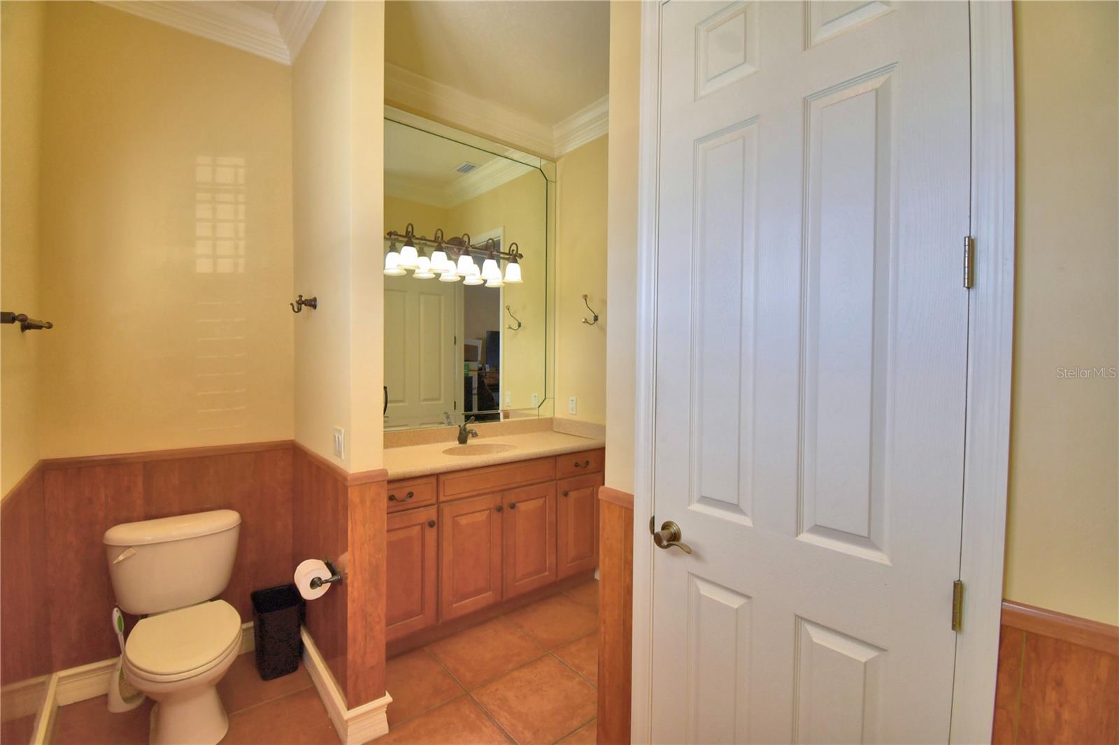 Image 37 of 77 For 2349 Salzburg Loop