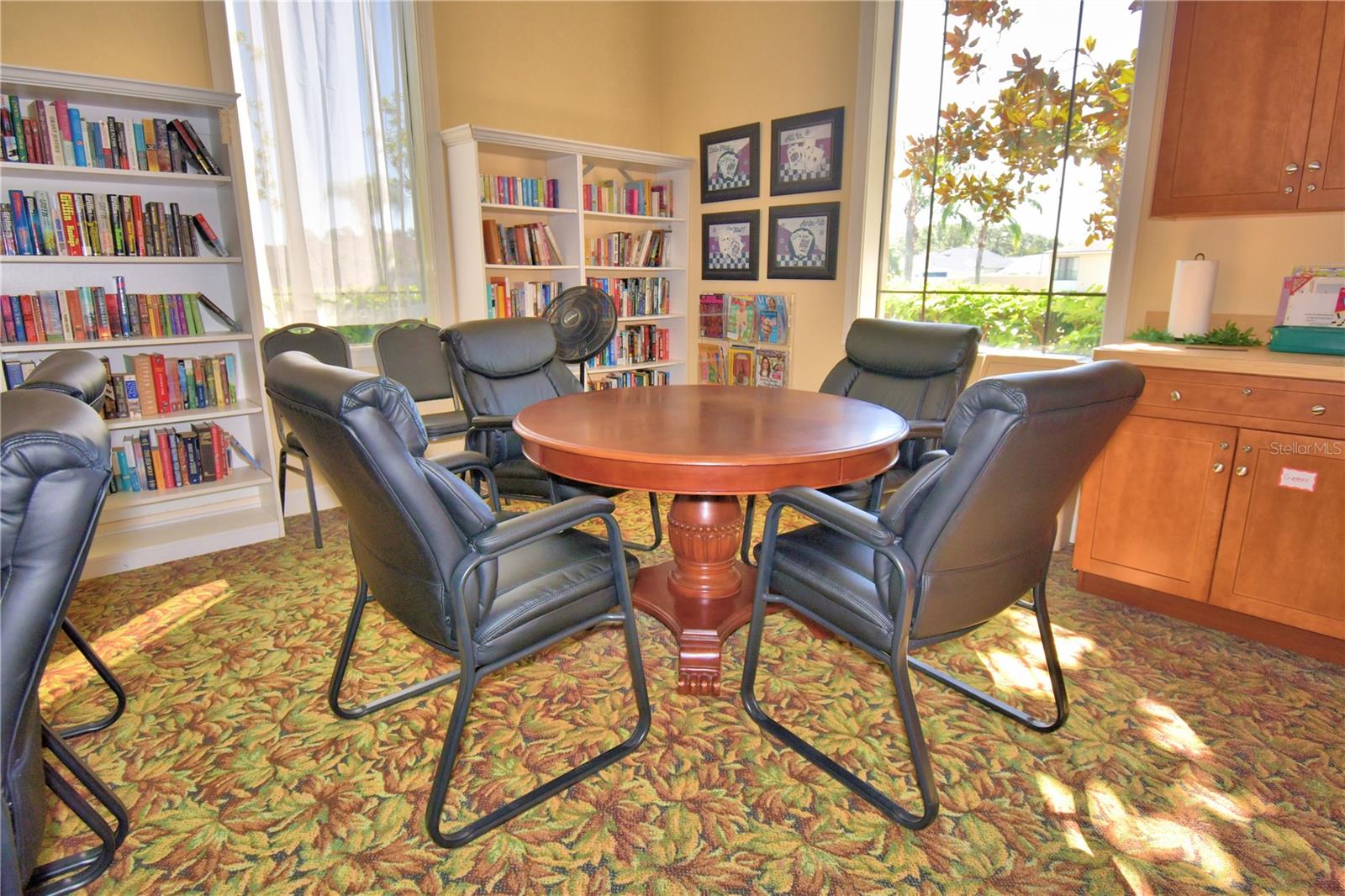 Image 67 of 77 For 2349 Salzburg Loop