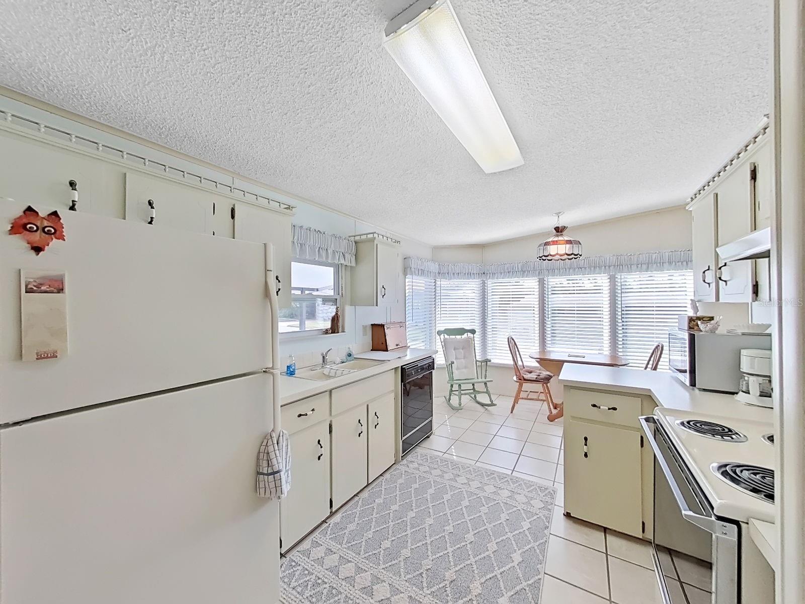 Image 12 of 39 For 1723 Sherwood Hill Dr