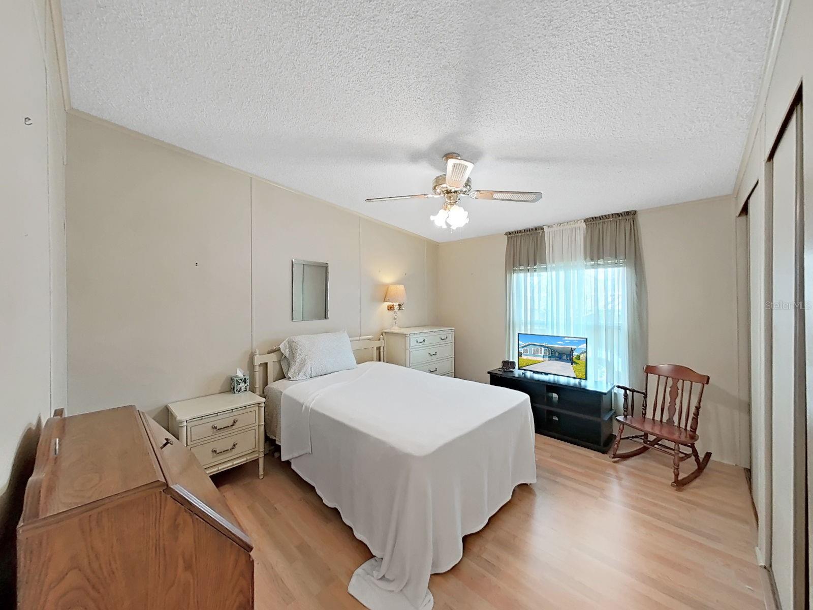 Image 24 of 39 For 1723 Sherwood Hill Dr