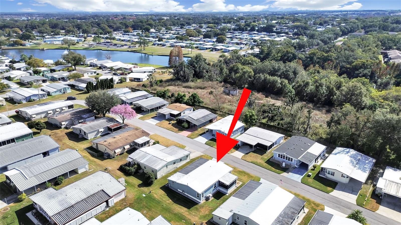 Image 5 of 39 For 1723 Sherwood Hill Dr