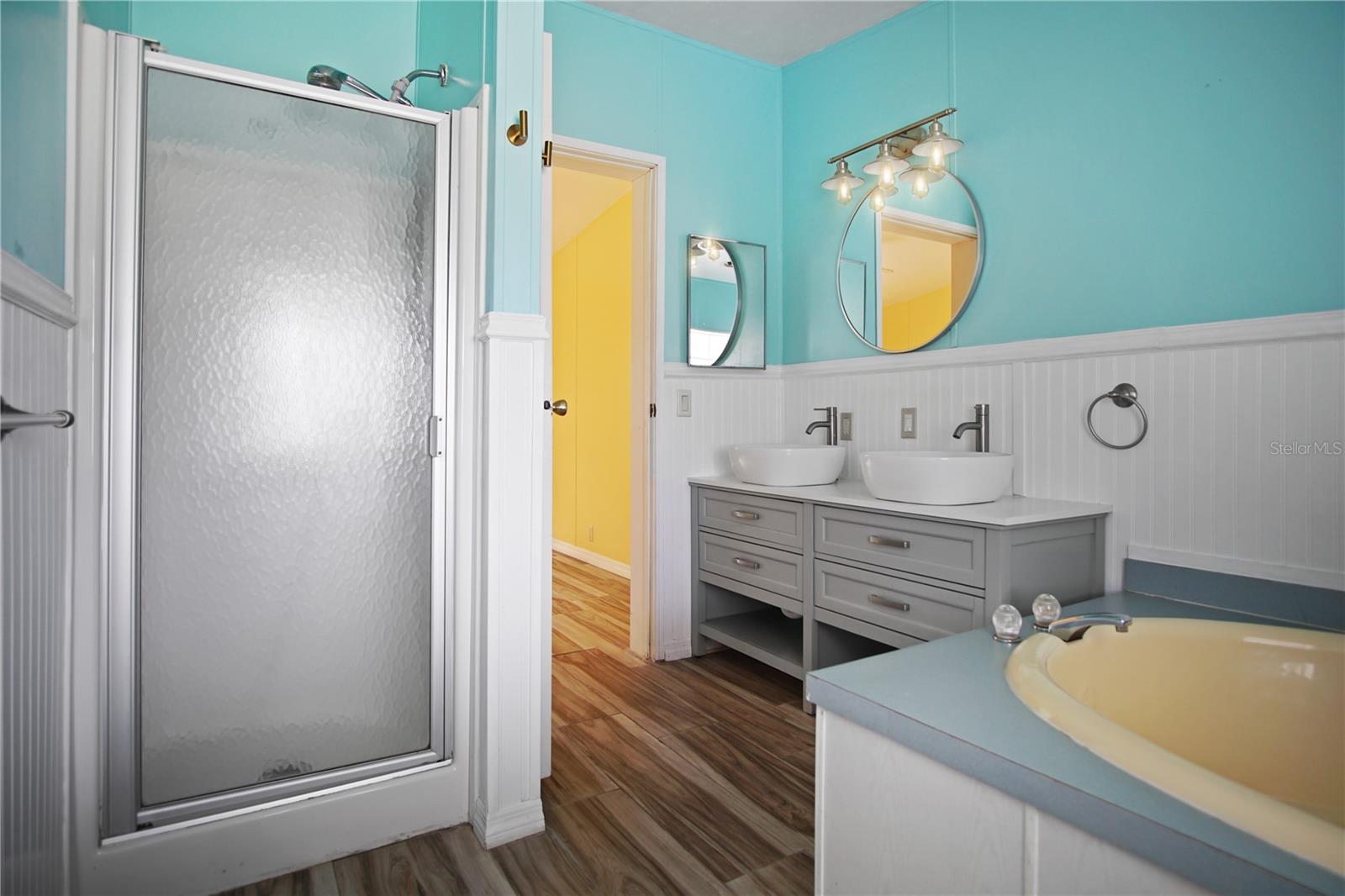 Image 15 of 38 For 6140 Skokie Road