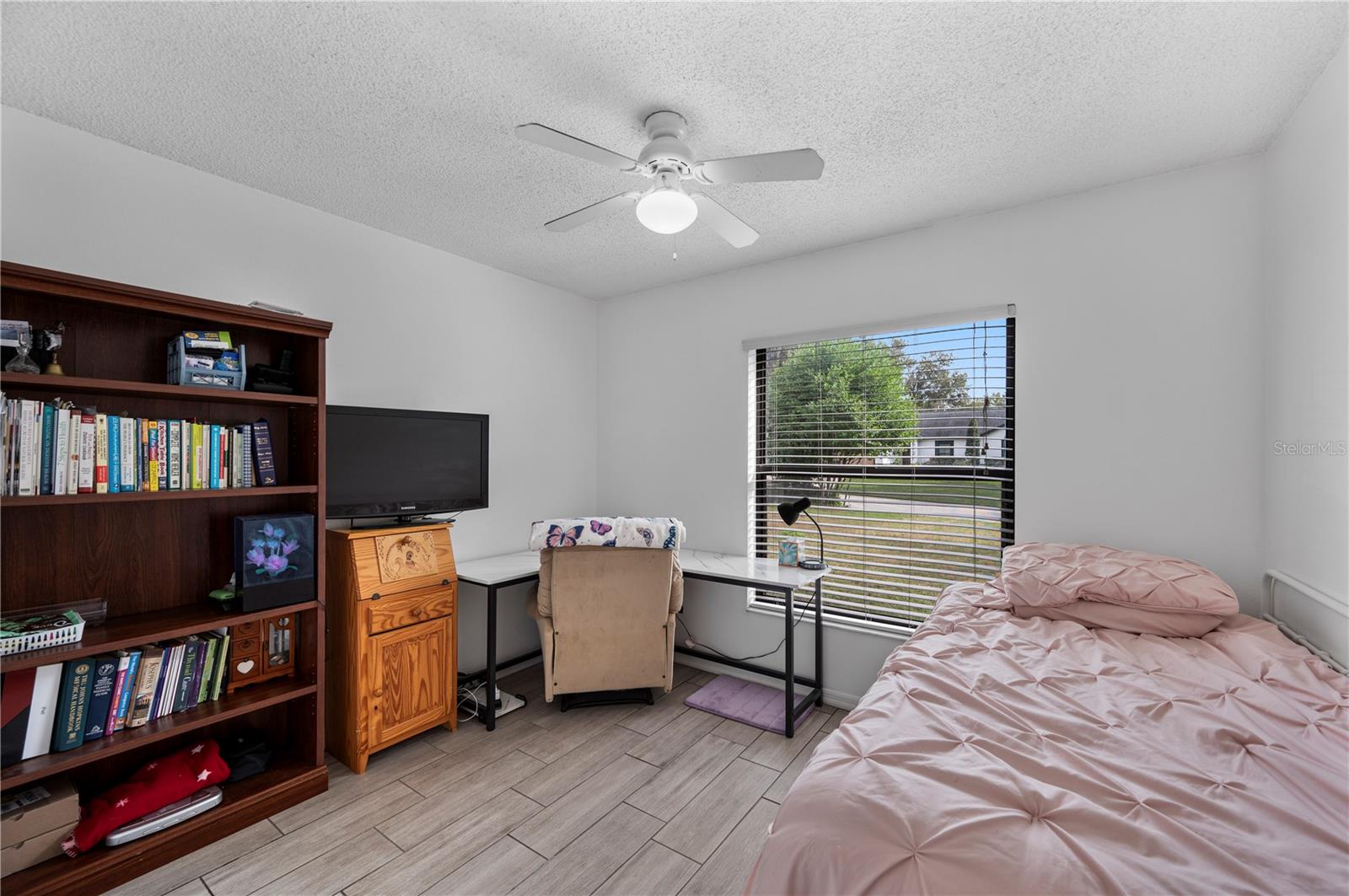 Image 23 of 45 For 6922 Doehring Drive