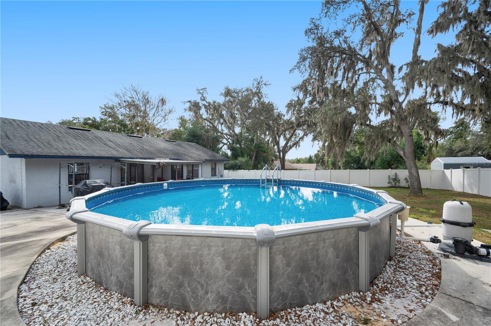 Image 32 of 45 For 6922 Doehring Drive