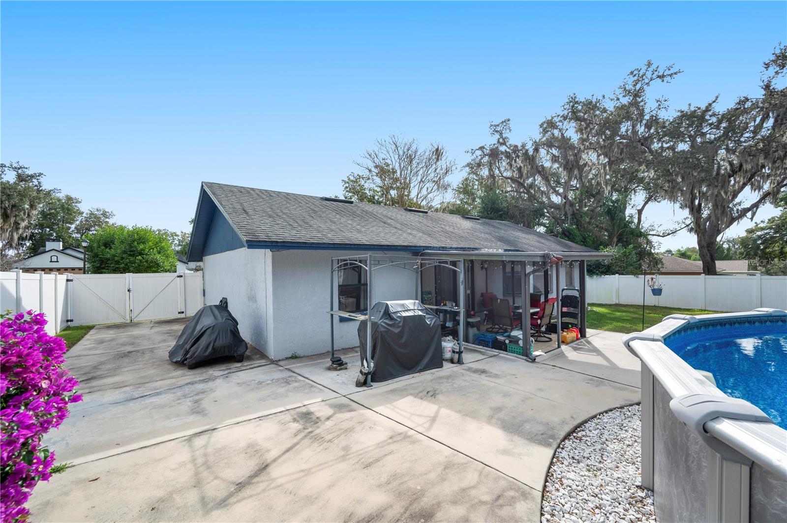 Image 35 of 45 For 6922 Doehring Drive