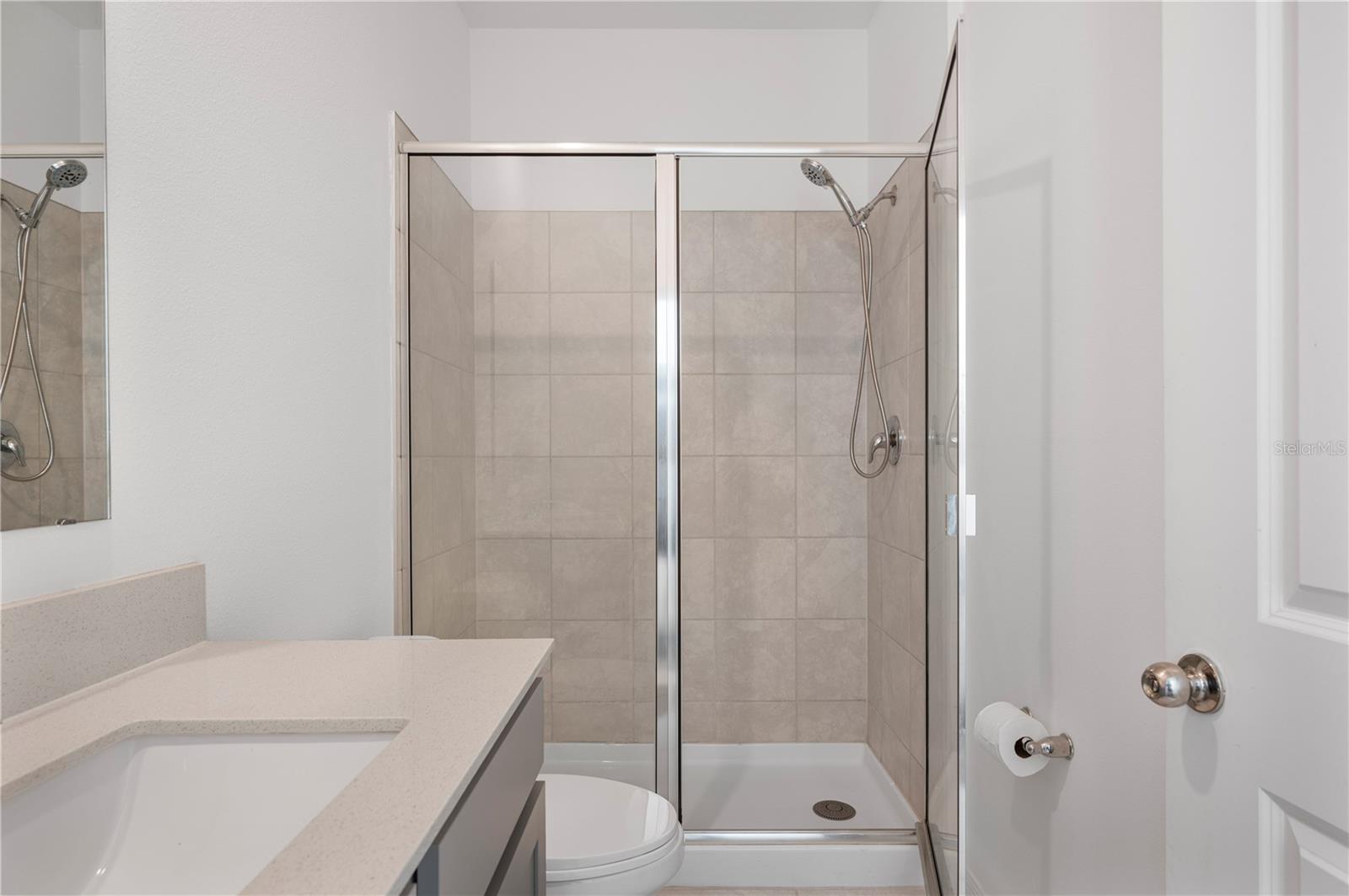 Image 16 of 19 For 1453 Austin Street