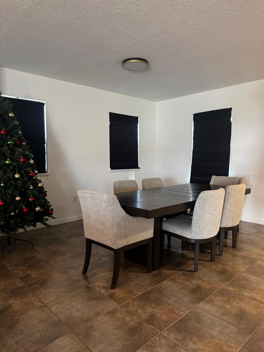 Image 4 of 13 For 3837 Spring Creek