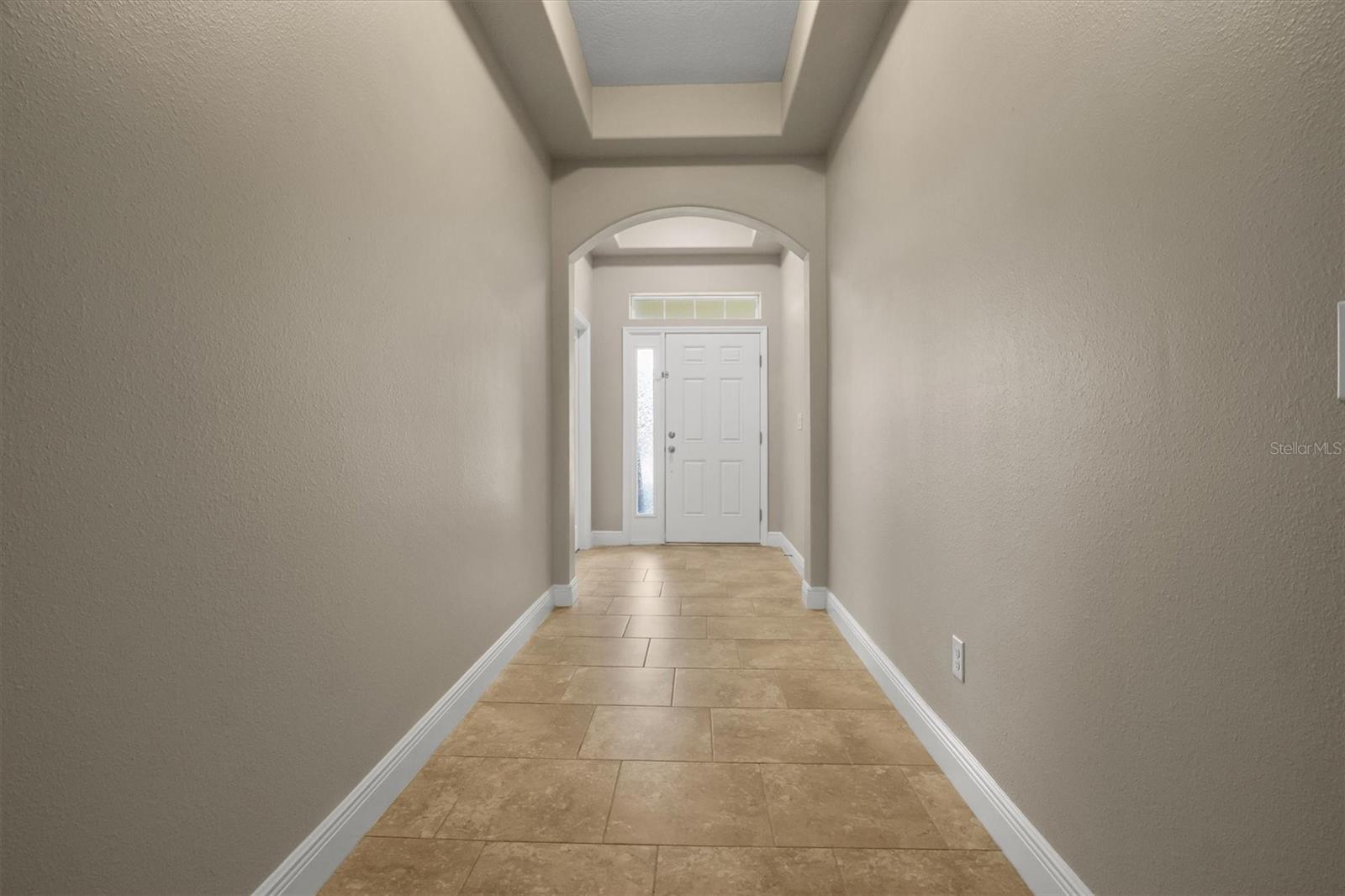 Image 6 of 53 For 452 Palastro Avenue