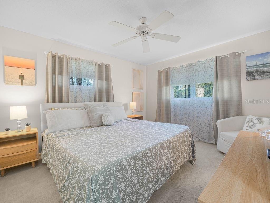 Image 15 of 49 For 549 Sutton Place T 19