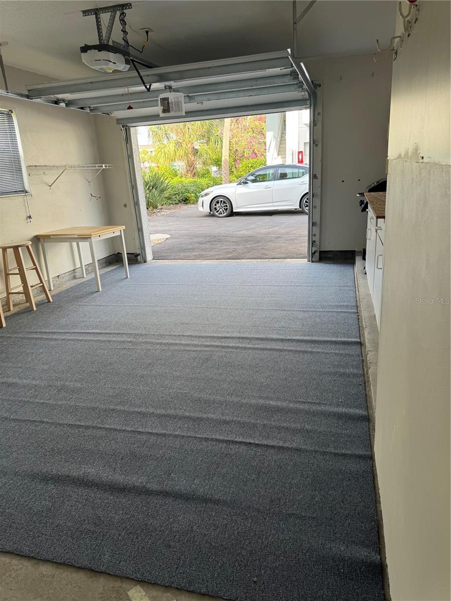 Image 29 of 49 For 549 Sutton Place T 19