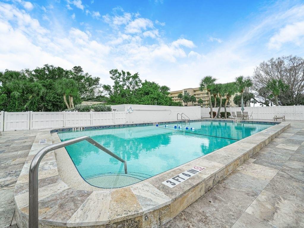 Image 46 of 49 For 549 Sutton Place T 19