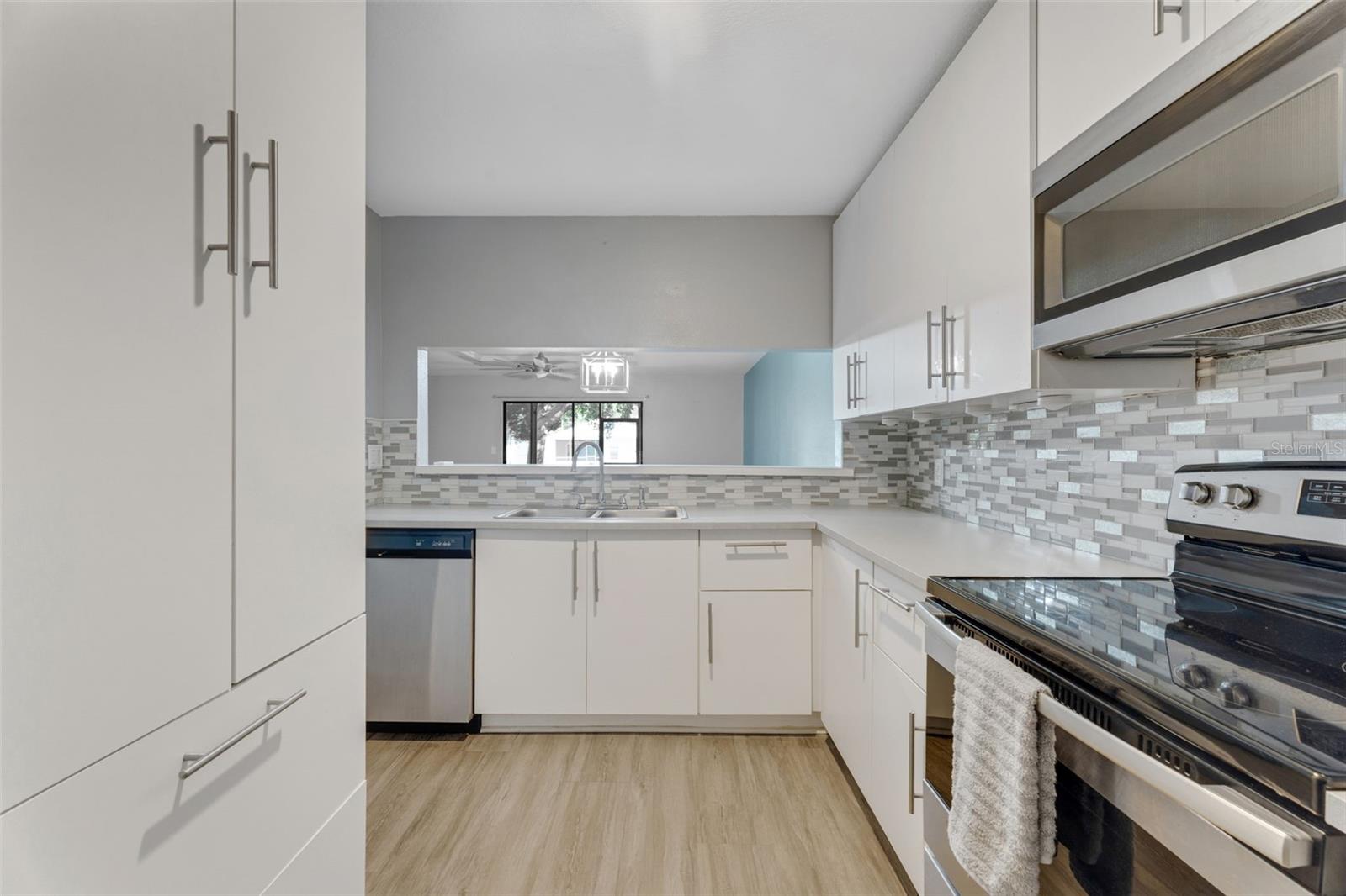 Image 5 of 25 For 301 Orange Blossom Drive