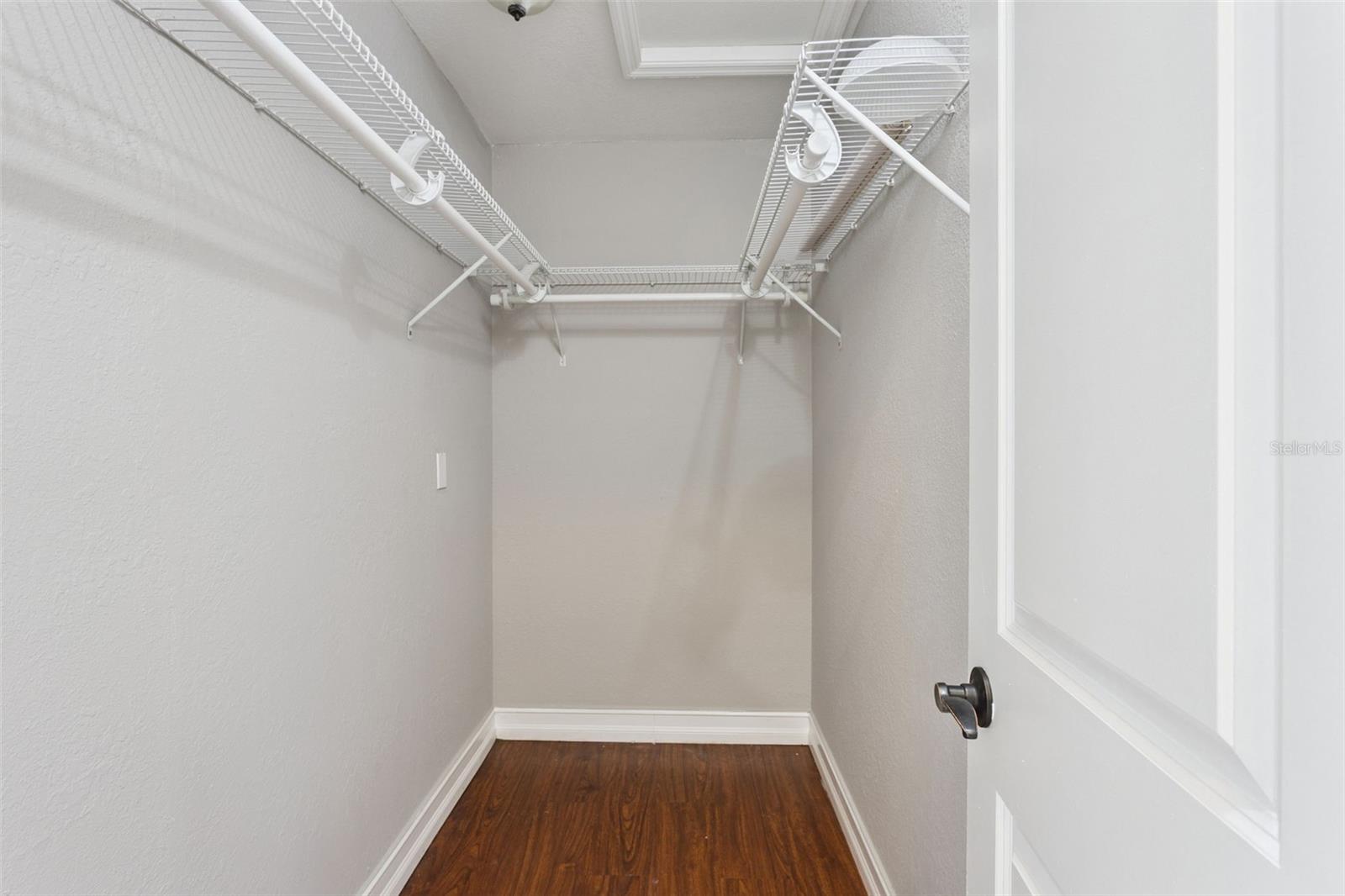 Image 16 of 36 For 844 Lakeshore Boulevard