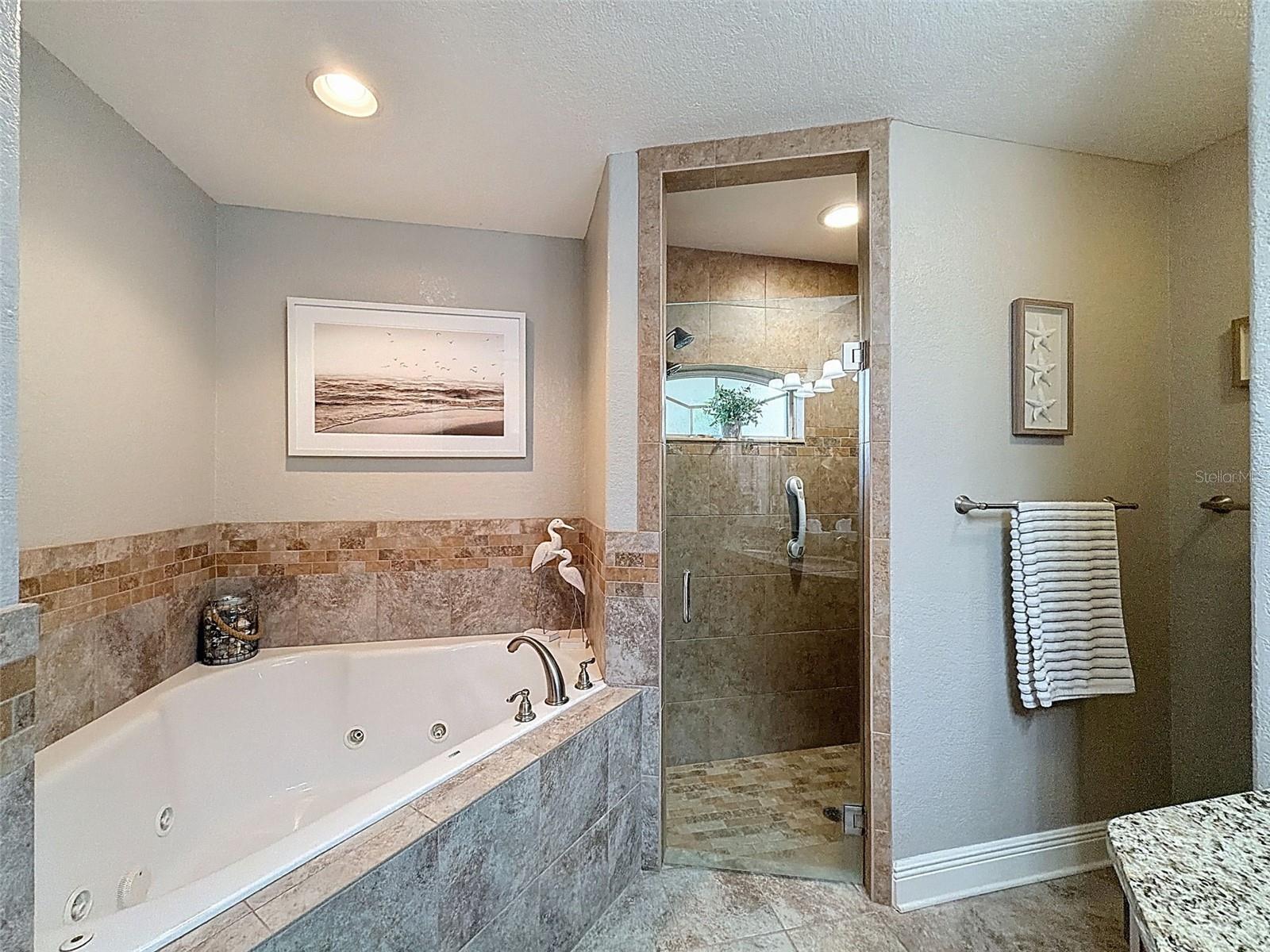 Image 27 of 70 For 204 Bentley Oaks Boulevard