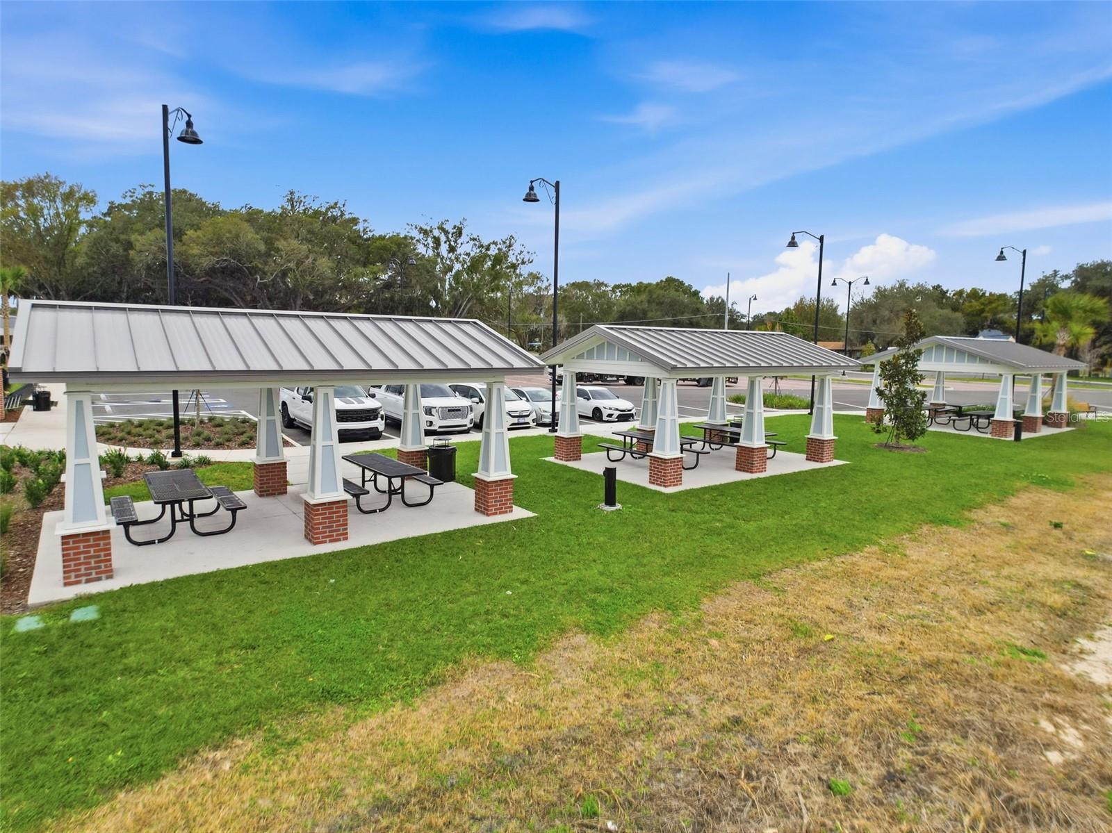 Image 65 of 70 For 204 Bentley Oaks Boulevard