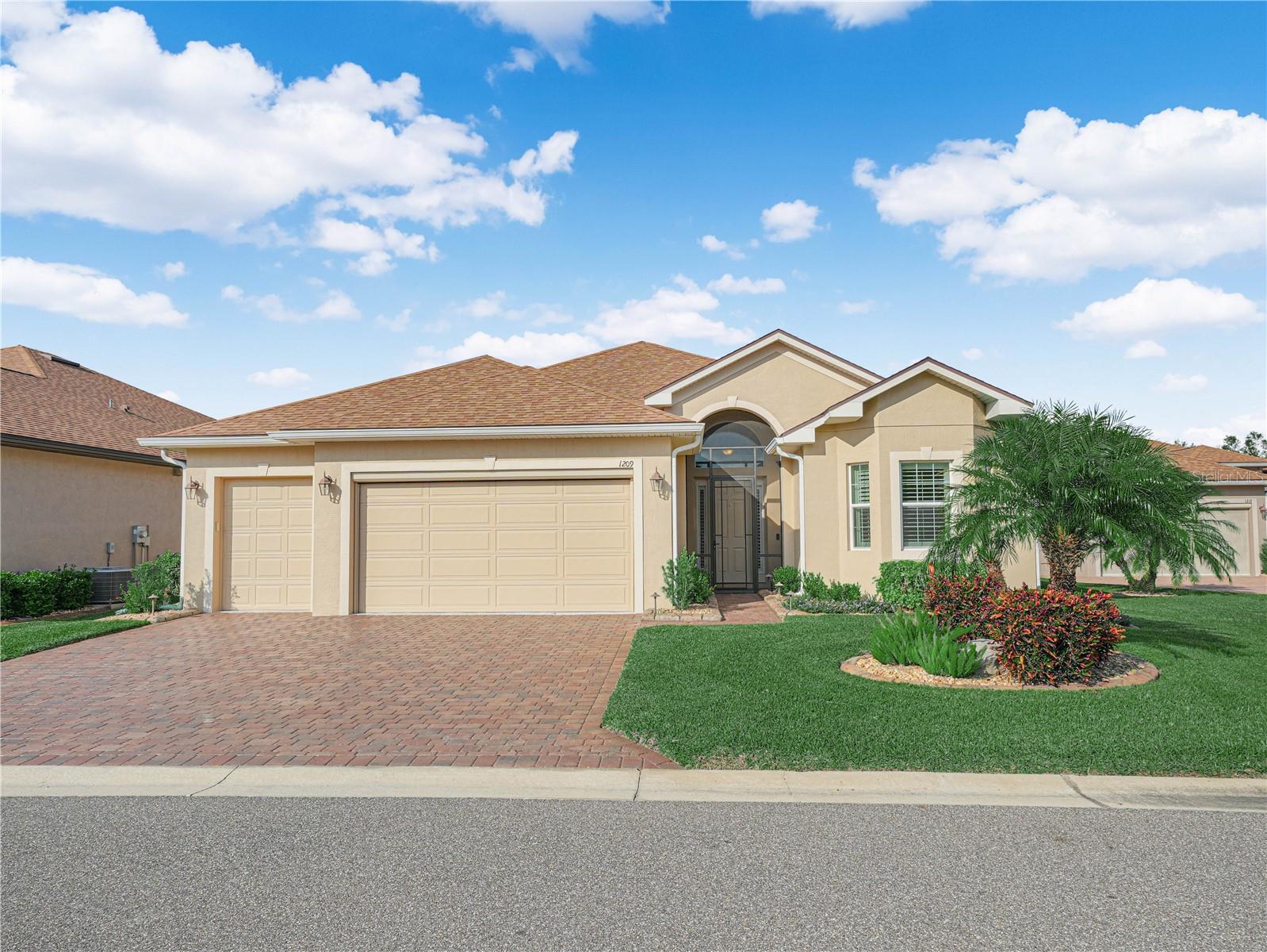 Image 5 of 72 For 1209 Sawgrass Drive