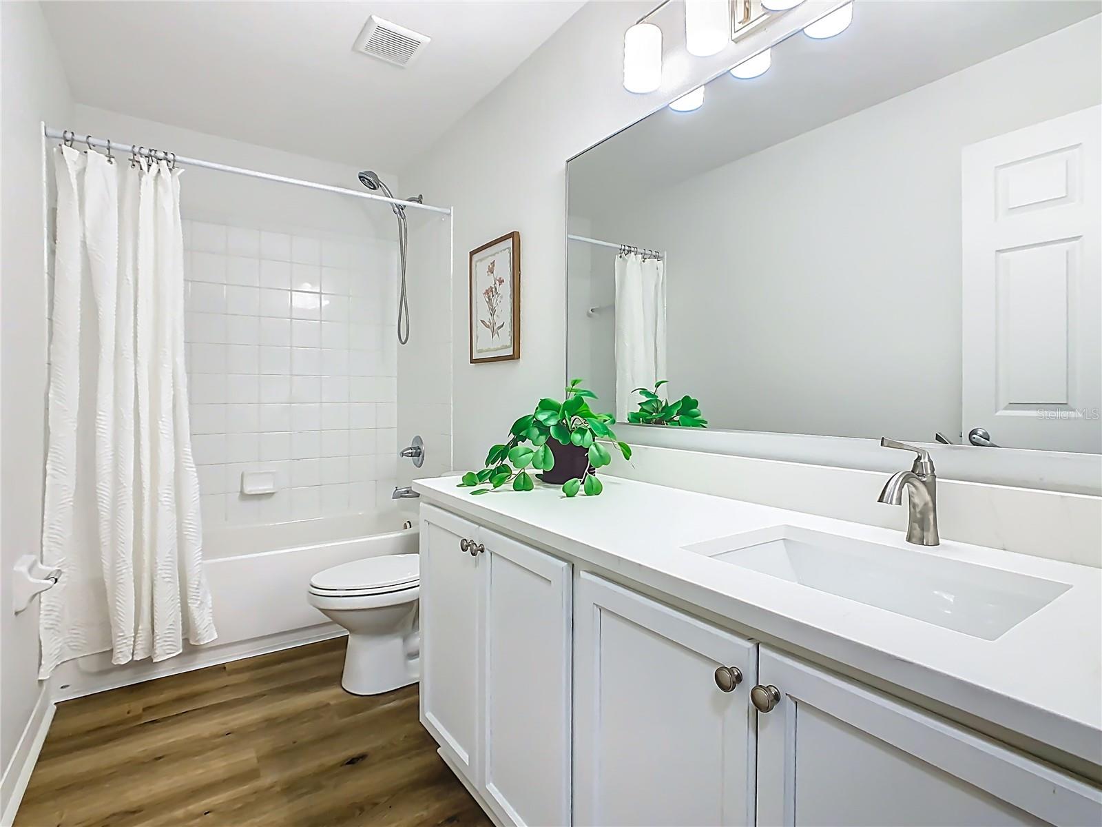 Image 22 of 33 For 5071 Belmont Park Lane