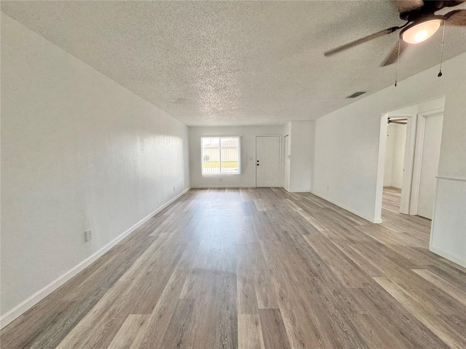 Image 12 of 35 For 383 Winter Ridge Boulevard 383