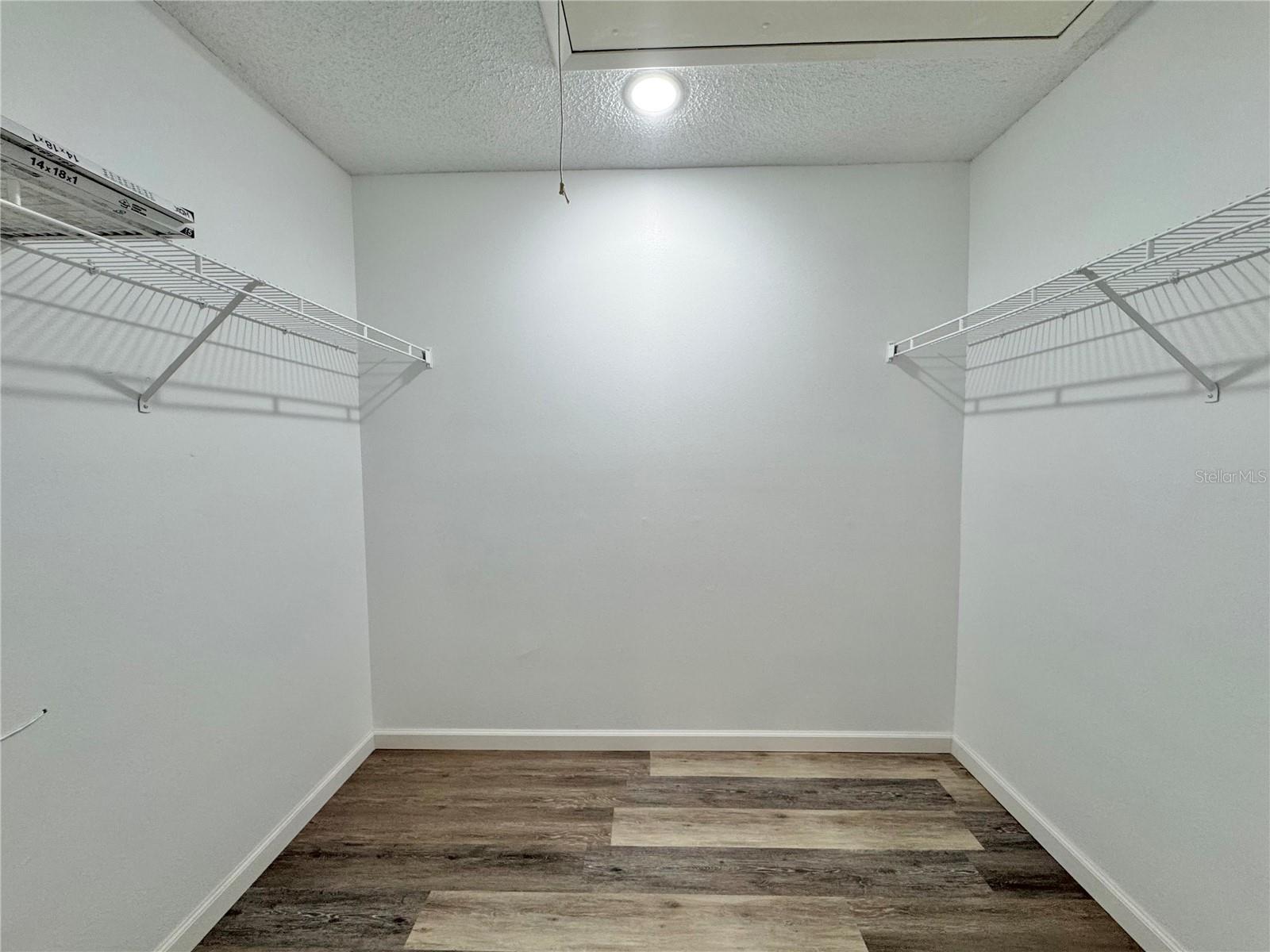 Image 17 of 35 For 383 Winter Ridge Boulevard 383