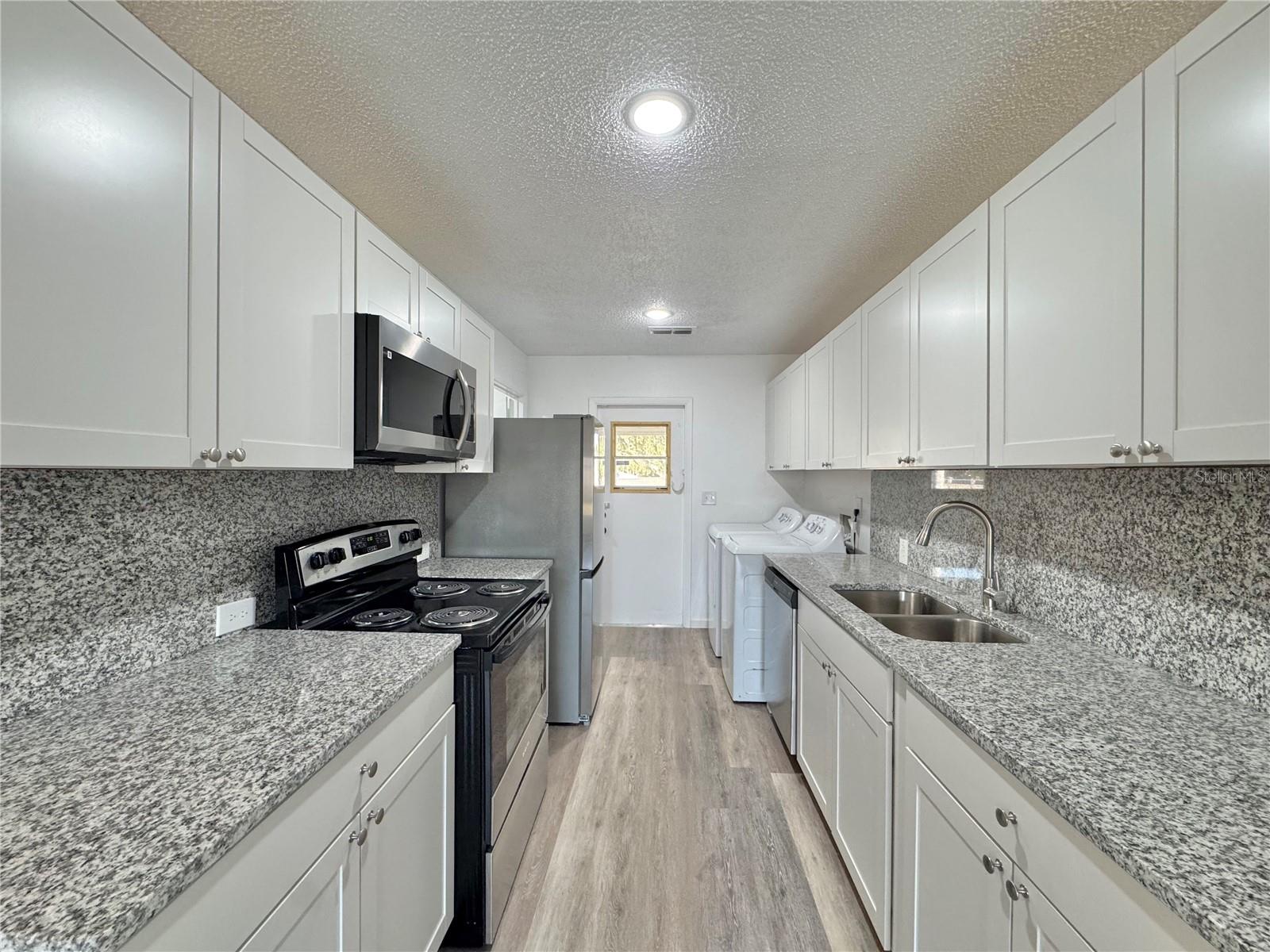 Image 6 of 35 For 383 Winter Ridge Boulevard 383