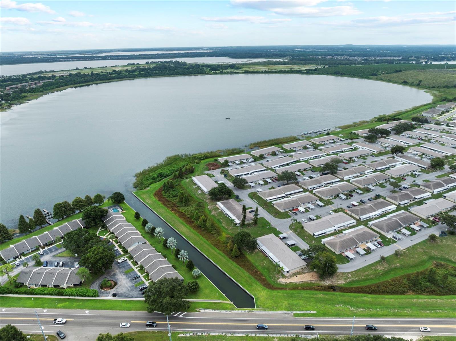 Listing photo id 29 for 292 Winter Ridge Boulevard 292