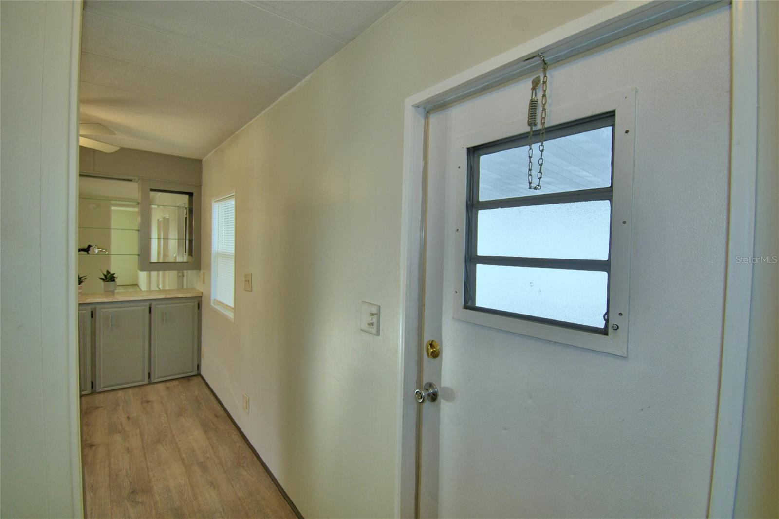 Image 13 of 45 For 172 Bonnie Drive