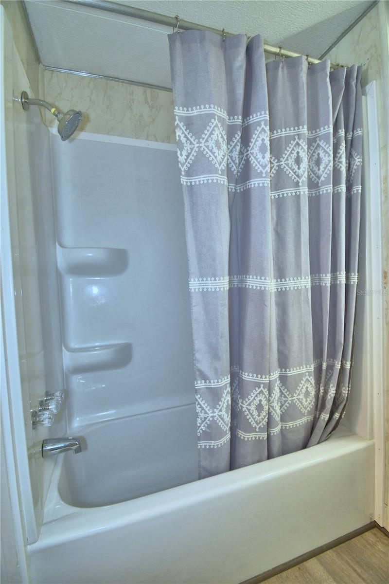 Image 35 of 45 For 172 Bonnie Drive