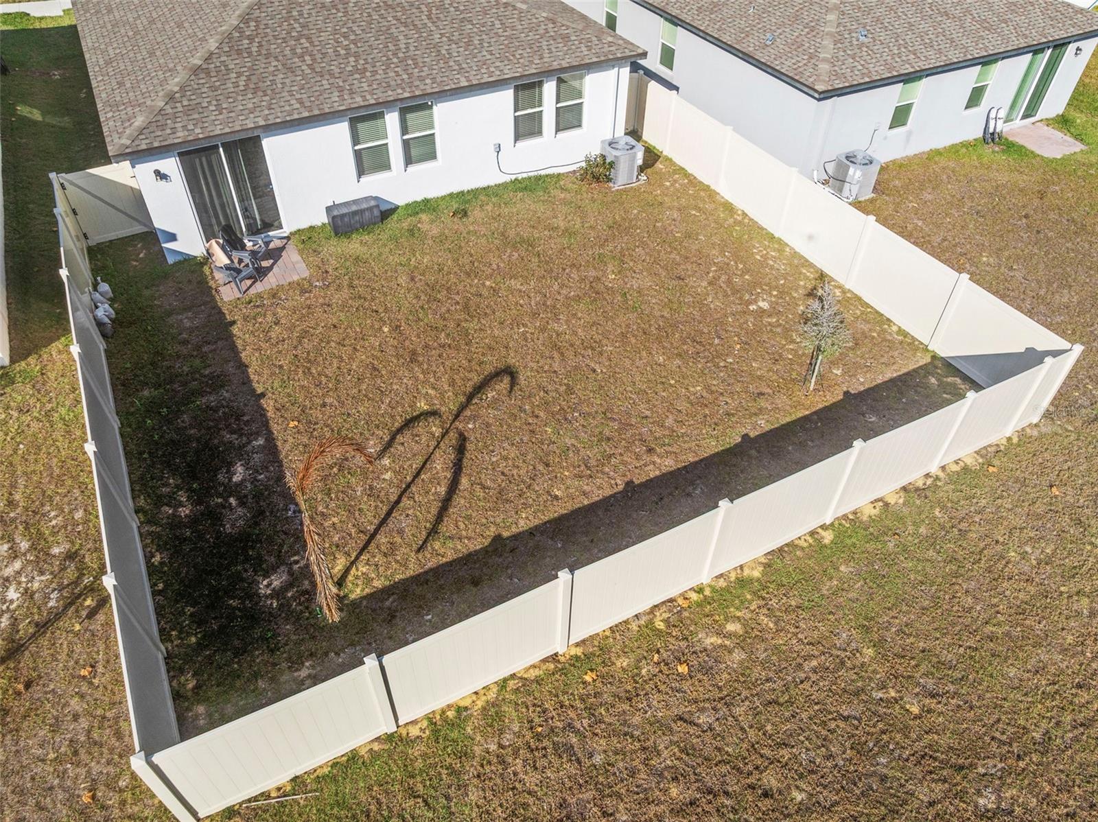 Image 17 of 54 For 2409 White Tail Street