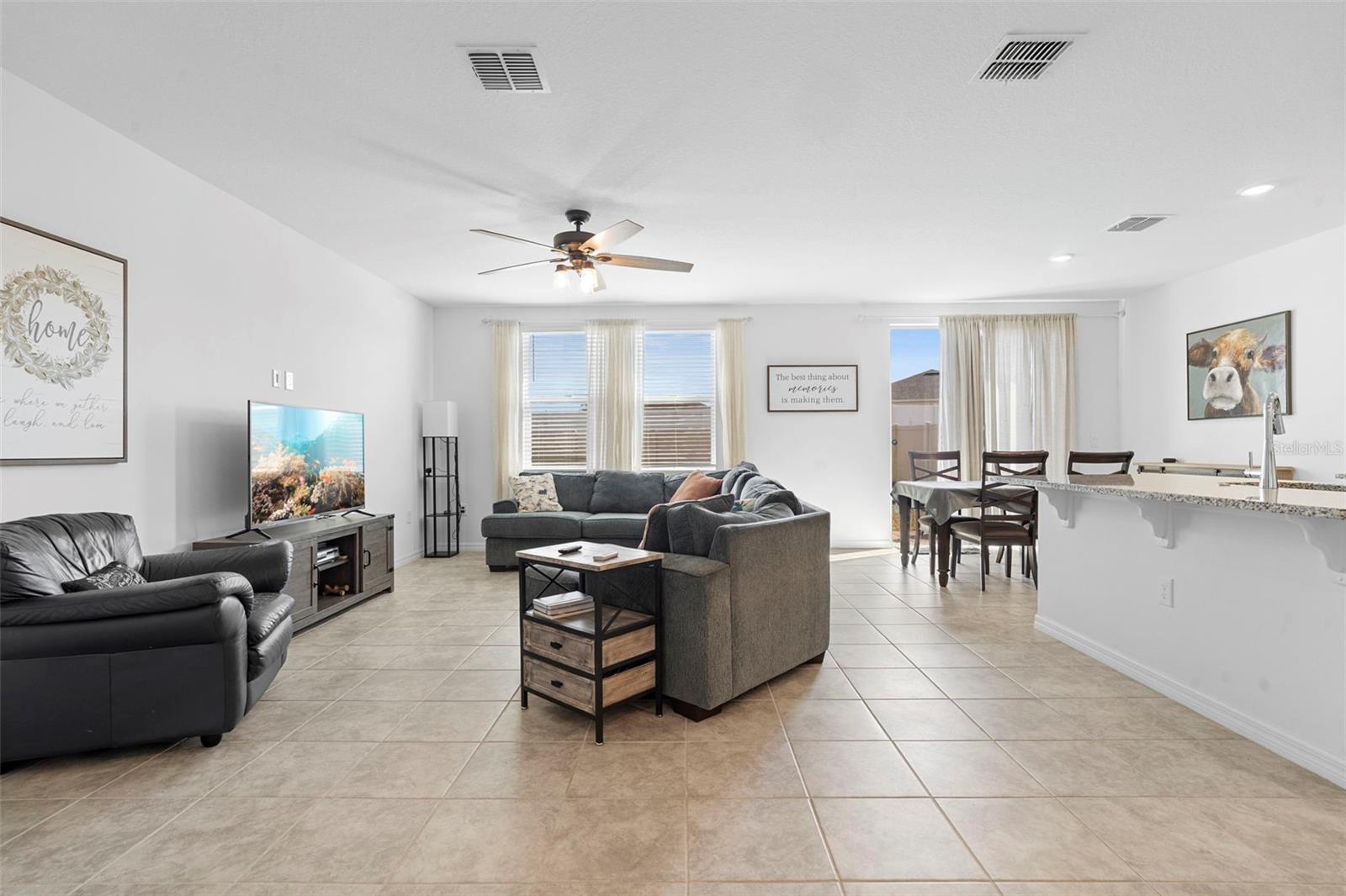 Image 32 of 54 For 2409 White Tail Street