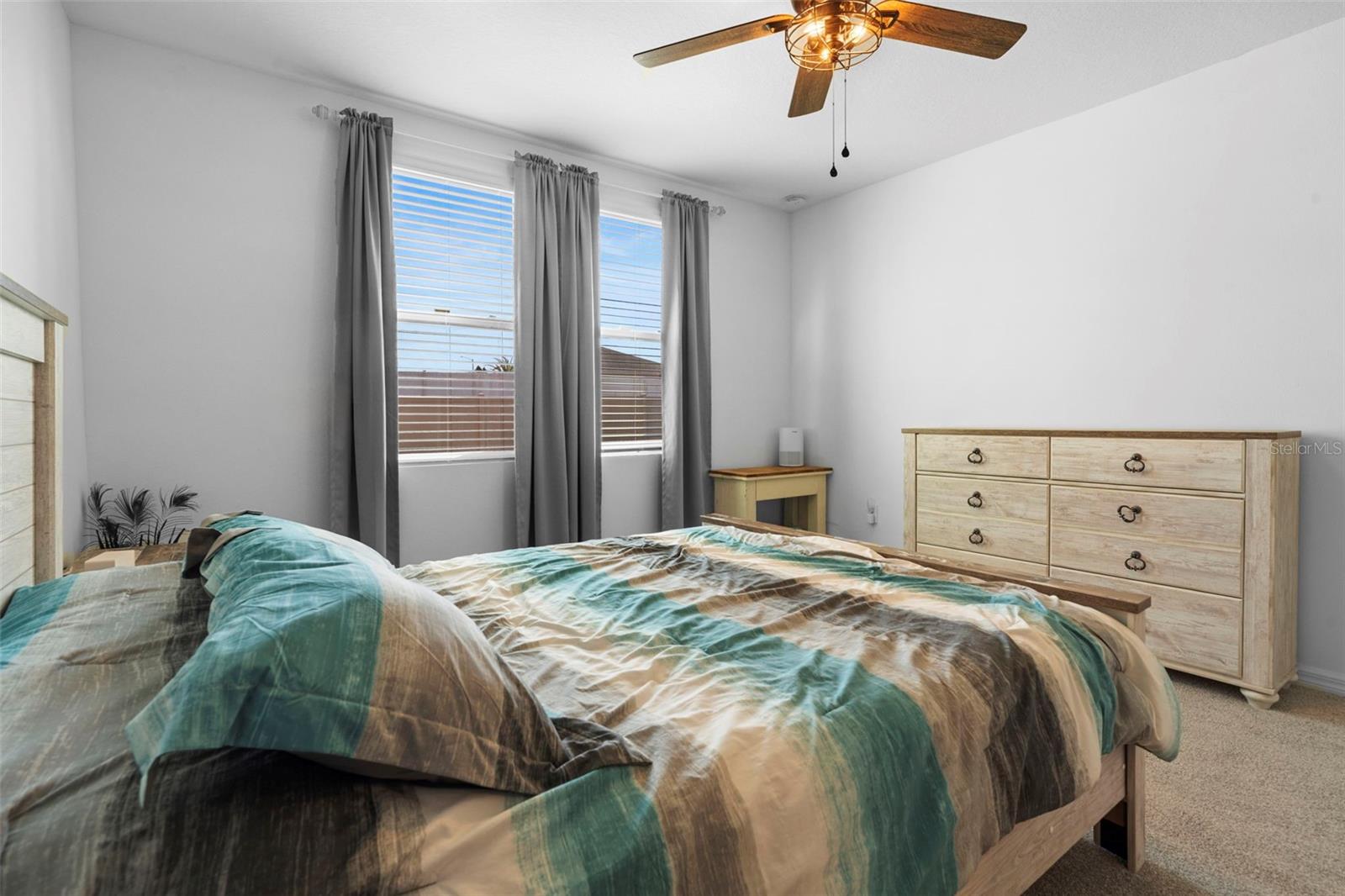 Image 44 of 54 For 2409 White Tail Street