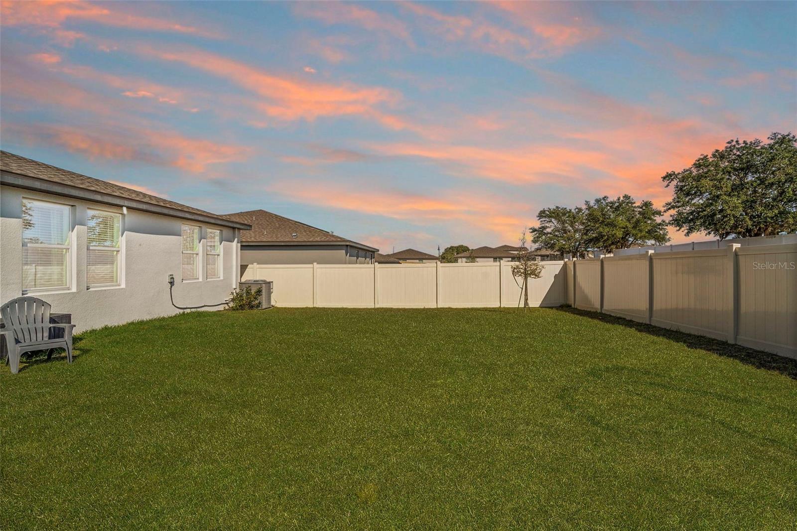 Image 7 of 54 For 2409 White Tail Street