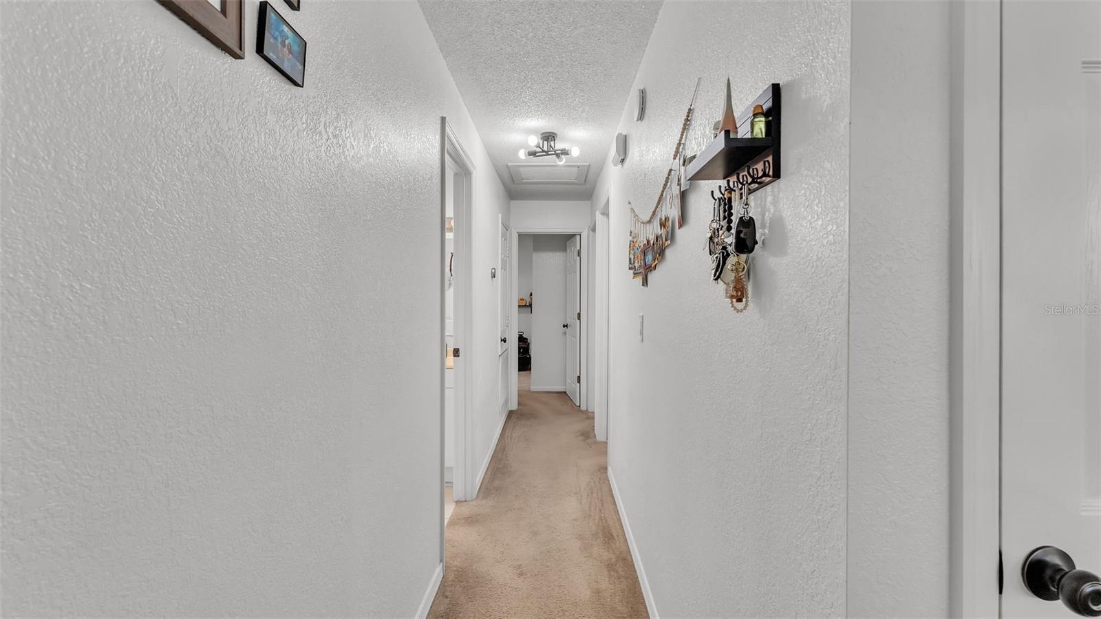 Image 13 of 39 For 815 Everett Street