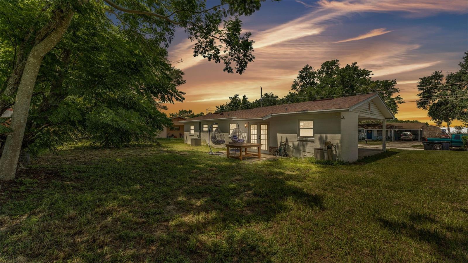 Image 26 of 39 For 815 Everett Street